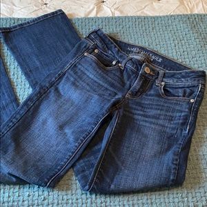 AE American Eagle Favorite Boyfriend Jeans Sz 2L